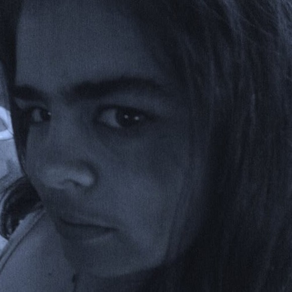 Meet your Posher, Danielle - Picture 1 of 1